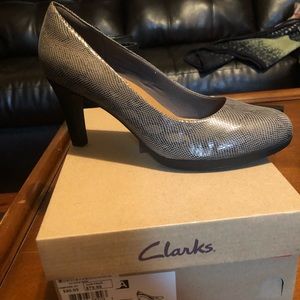 Clarks heels